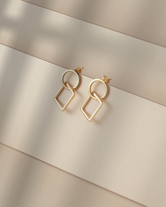 Square and circle earring